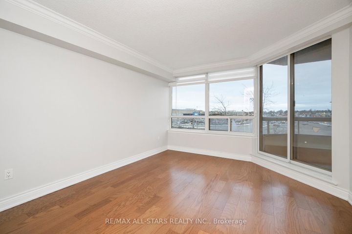 Photo 37 at 404 - 610 Bullock Drive, Markville, Markham