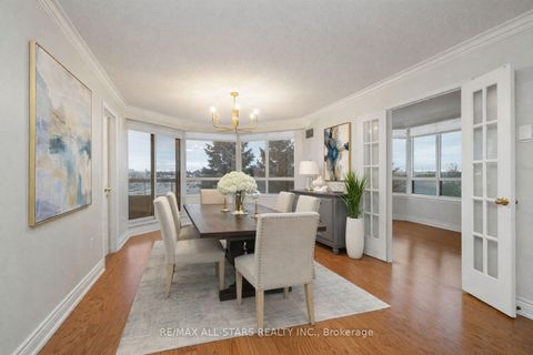 Photo 3 at 404 - 610 Bullock Drive, Markville, Markham