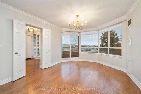 Photo 13 at 404 - 610 Bullock Drive, Markville, Markham