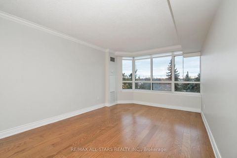 Photo 32 at 404 - 610 Bullock Drive, Markville, Markham