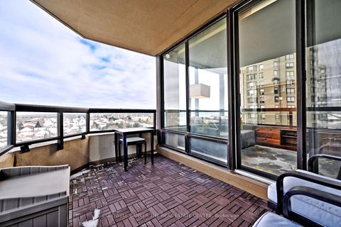 Photo 16 at 1004 - 7440 Bathurst Street, Brownridge, Vaughan