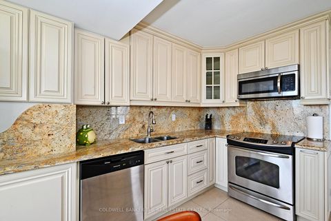 Photo 19 at 1004 - 7440 Bathurst Street, Brownridge, Vaughan