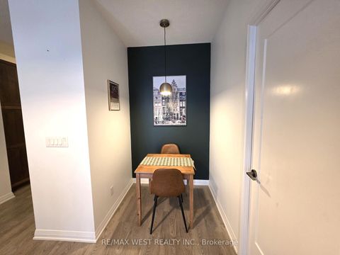 Photo 14 at 505 - 101 Erskine Avenue, Mount Pleasant West, Toronto