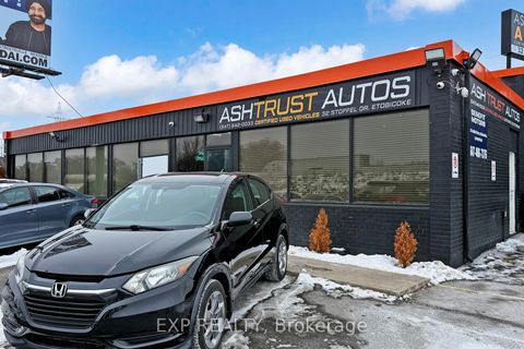 Photo 0 at 32 Stoffel Drive, Clairville, Toronto