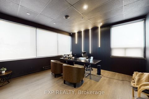 Photo 14 at 32 Stoffel Drive, Clairville, Toronto