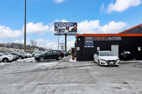 Photo 32 at 32 Stoffel Drive, Clairville, Toronto