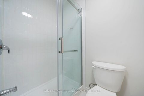 Photo 6 at 244 Ellen Davidson Drive, GO Glenorchy, Oakville