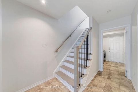 Photo 7 at 244 Ellen Davidson Drive, GO Glenorchy, Oakville