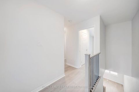 Photo 20 at 244 Ellen Davidson Drive, GO Glenorchy, Oakville