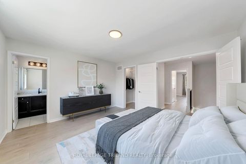 Photo 22 at 244 Ellen Davidson Drive, GO Glenorchy, Oakville