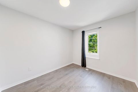 Photo 26 at 244 Ellen Davidson Drive, GO Glenorchy, Oakville