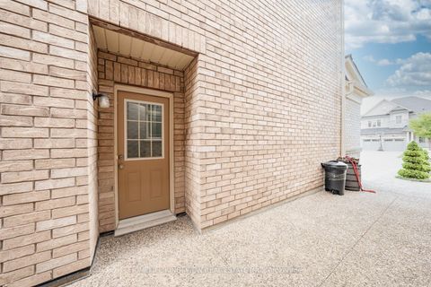 Photo 39 at 61 Ross Vennare Crescent, Kleinburg, Vaughan