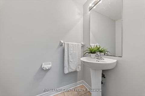 Photo 15 at 163 Seasons Drive, Rouge E11, Toronto
