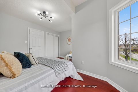 Photo 33 at 163 Seasons Drive, Rouge E11, Toronto