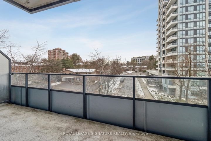 Photo 23 at 226 - 2885 Bayview Avenue, Bayview Village, Toronto