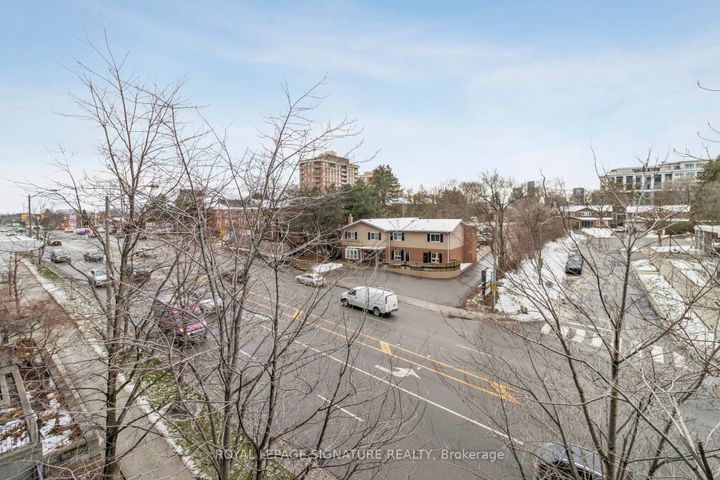 Photo 26 at 226 - 2885 Bayview Avenue, Bayview Village, Toronto