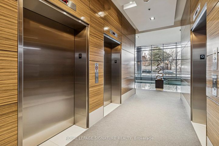 Photo 32 at 226 - 2885 Bayview Avenue, Bayview Village, Toronto