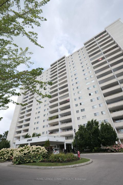 Photo 1 at 912 - 1360 York Mills Road, Donalda, Toronto