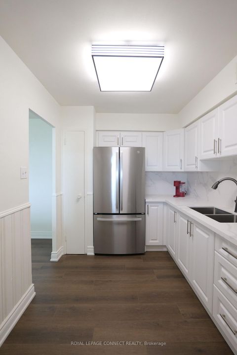 Photo 10 at 912 - 1360 York Mills Road, Donalda, Toronto