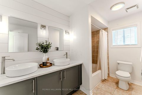 Photo 15 at 14 Regina Road, Shore, Barrie