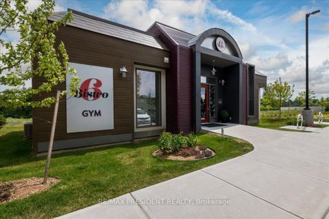 Photo 13 at 106 - 10 Culinary Lane, Rural Barrie Southeast, Barrie