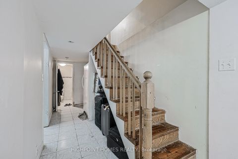 Photo 30 at 387 Sammon Avenue, East York, Toronto