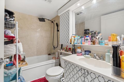 Photo 12 at 205 - 801 Bay Street, Bay Street Corridor, Toronto