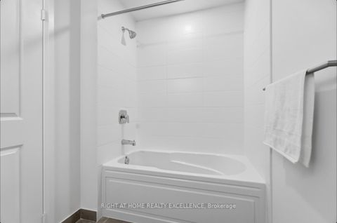 Photo 19 at 411 - 3260 SHEPPARD Avenue E, Sullivan, Toronto