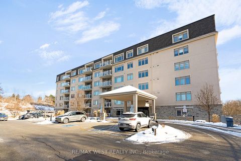 Photo 1 at 114 - 149 Church Street, Schomberg, King