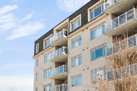 Photo 4 at 114 - 149 Church Street, Schomberg, King