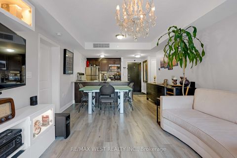 Photo 12 at 114 - 149 Church Street, Schomberg, King