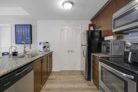 Photo 15 at 114 - 149 Church Street, Schomberg, King