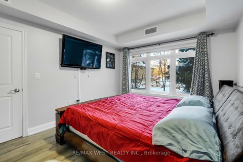 Photo 19 at 114 - 149 Church Street, Schomberg, King