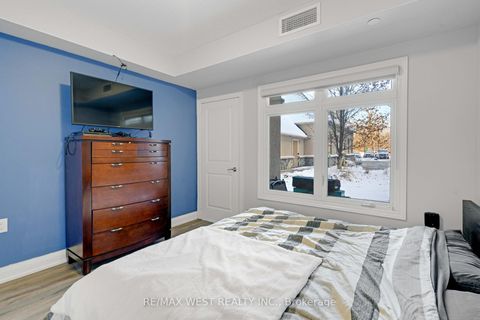 Photo 22 at 114 - 149 Church Street, Schomberg, King