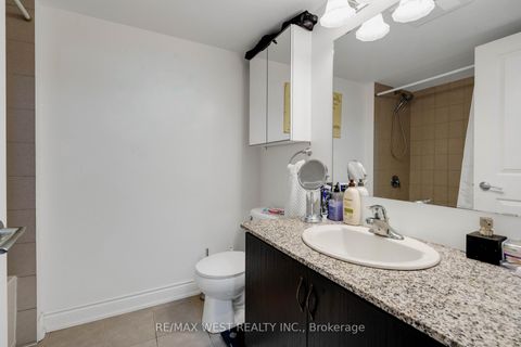 Photo 25 at 114 - 149 Church Street, Schomberg, King