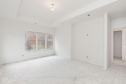 Photo 31 at 56 Brennan Avenue, South Shore, Barrie