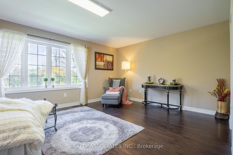 Photo 21 at 3333 Mockingbird Common E, JM Joshua Meadows, Oakville