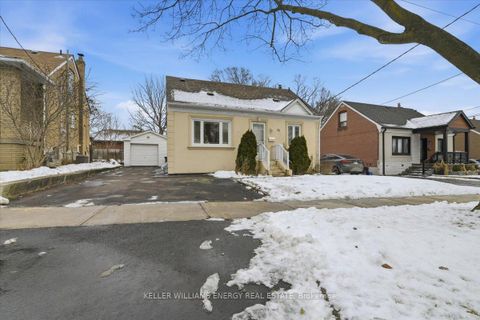 Photo 1 at 81 Haymarket Road, CFB, Toronto