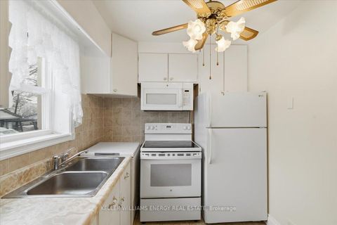 Photo 12 at 81 Haymarket Road, CFB, Toronto