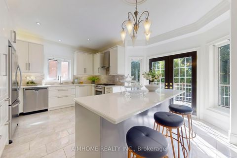 Photo 8 at 812 Foxcroft Boulevard, Wyndham, Newmarket