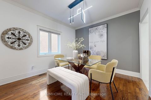 Photo 10 at 812 Foxcroft Boulevard, Wyndham, Newmarket