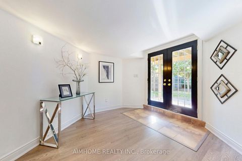 Photo 37 at 812 Foxcroft Boulevard, Wyndham, Newmarket