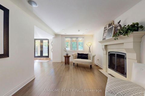 Photo 38 at 812 Foxcroft Boulevard, Wyndham, Newmarket