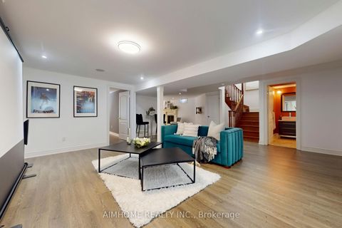 Photo 40 at 812 Foxcroft Boulevard, Wyndham, Newmarket