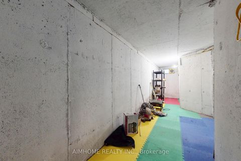 Photo 46 at 812 Foxcroft Boulevard, Wyndham, Newmarket