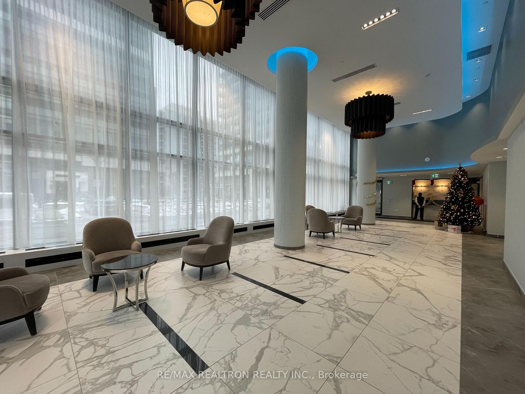 LPH12 - 95 Oneida Crescent N, Langstaff, Richmond Hill 