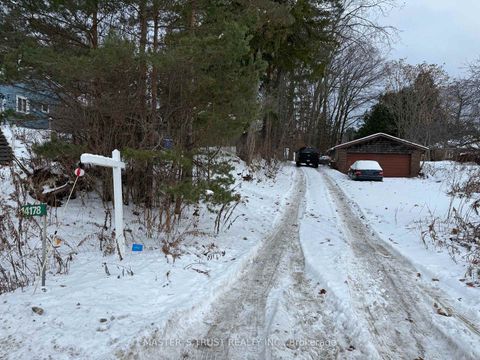 Photo 1 at 14178 Yonge Street, Aurora Estates, Aurora