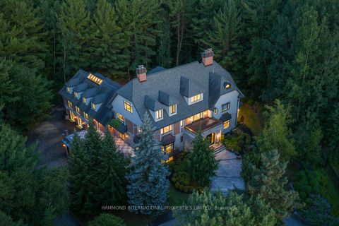 Photo 2 at 35 Kingswood Drive, Rural King, King