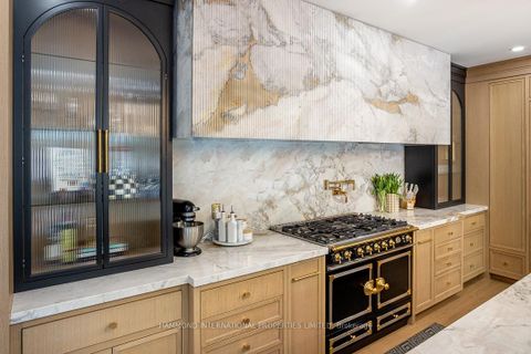 Photo 5 at 35 Kingswood Drive, Rural King, King