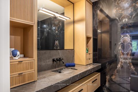 Photo 27 at 35 Kingswood Drive, Rural King, King